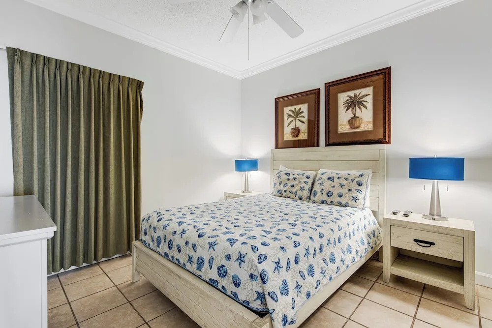 Fantastic Ocean Front 1 Bd Condo At Boardwalk in Panama City Beach