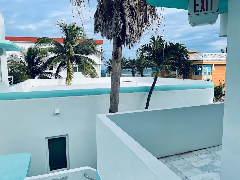 The Marlin Beachside