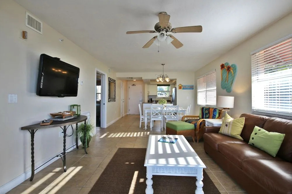 Beach Villas #101