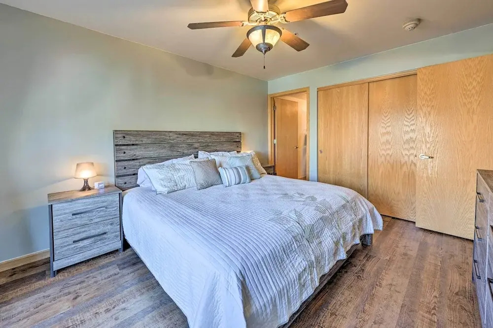 Steamboat Home w/ Garage, 1 Mi to Ski Resort