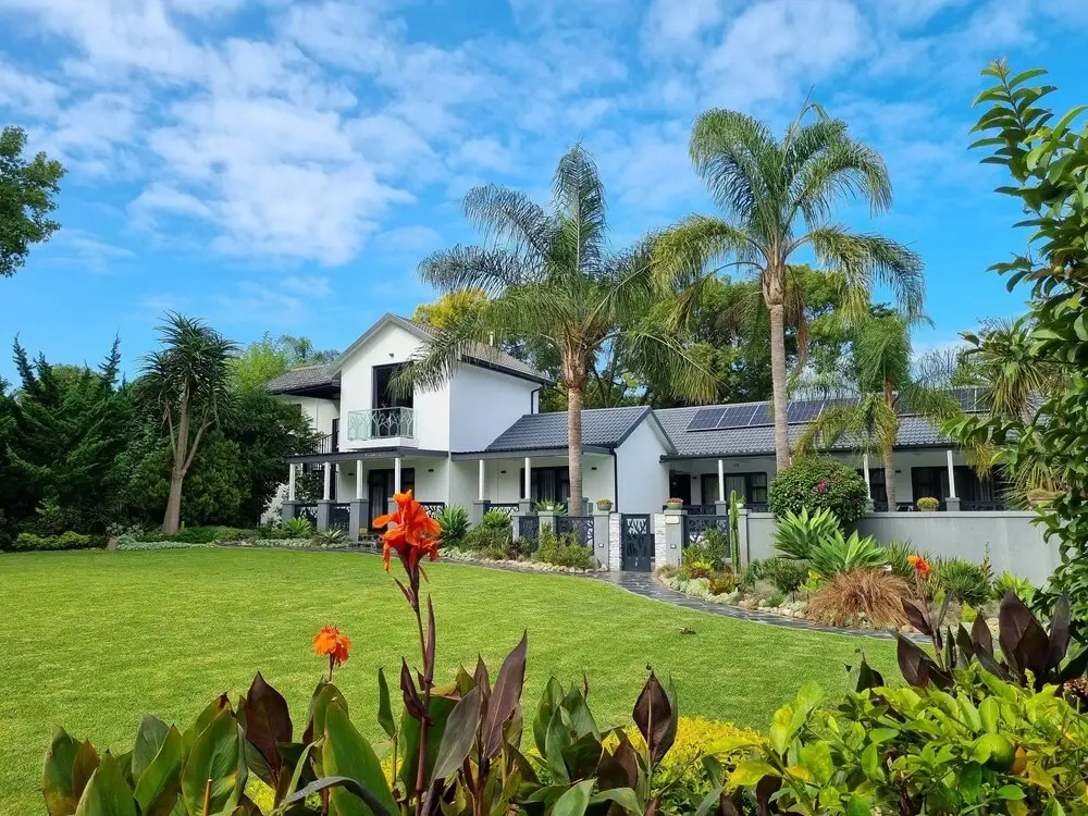 Amour Guest House