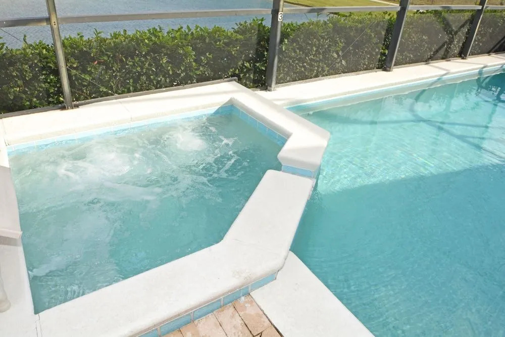 2683OL Jagu s Place 5 Br townhouse by RedAwning