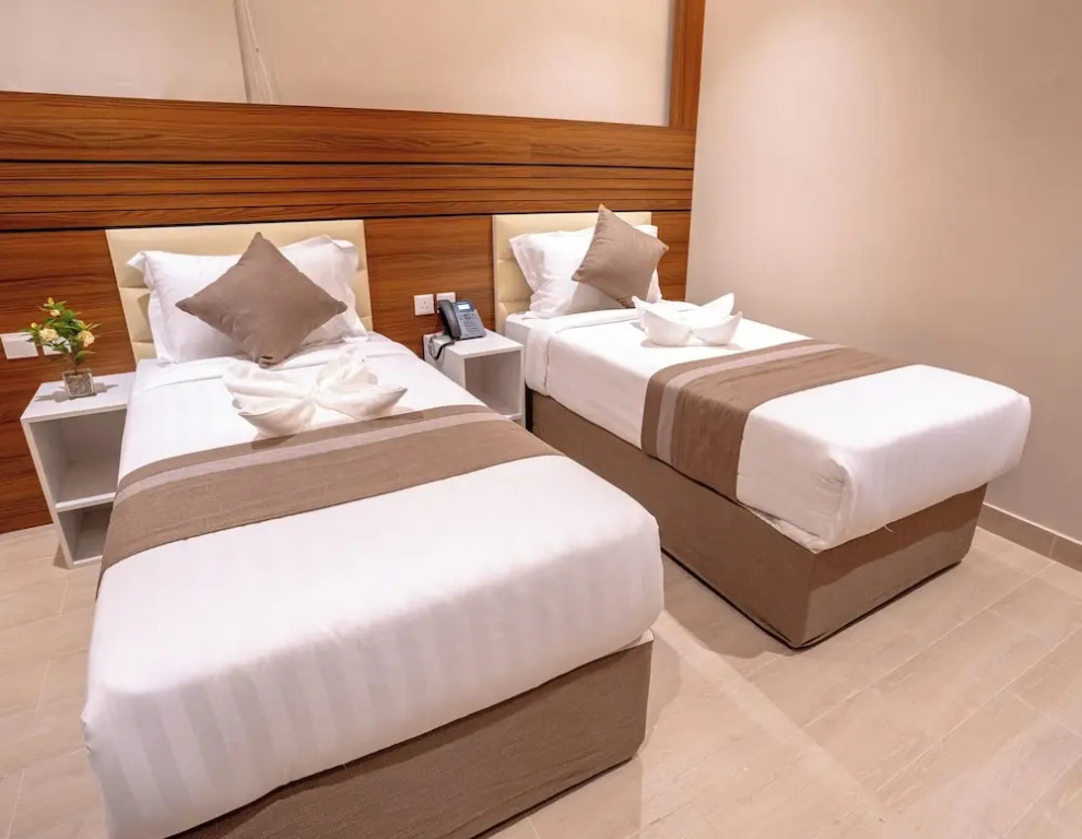 فندق كنان العزيزية Kinan Al Aziziyah Hotel
