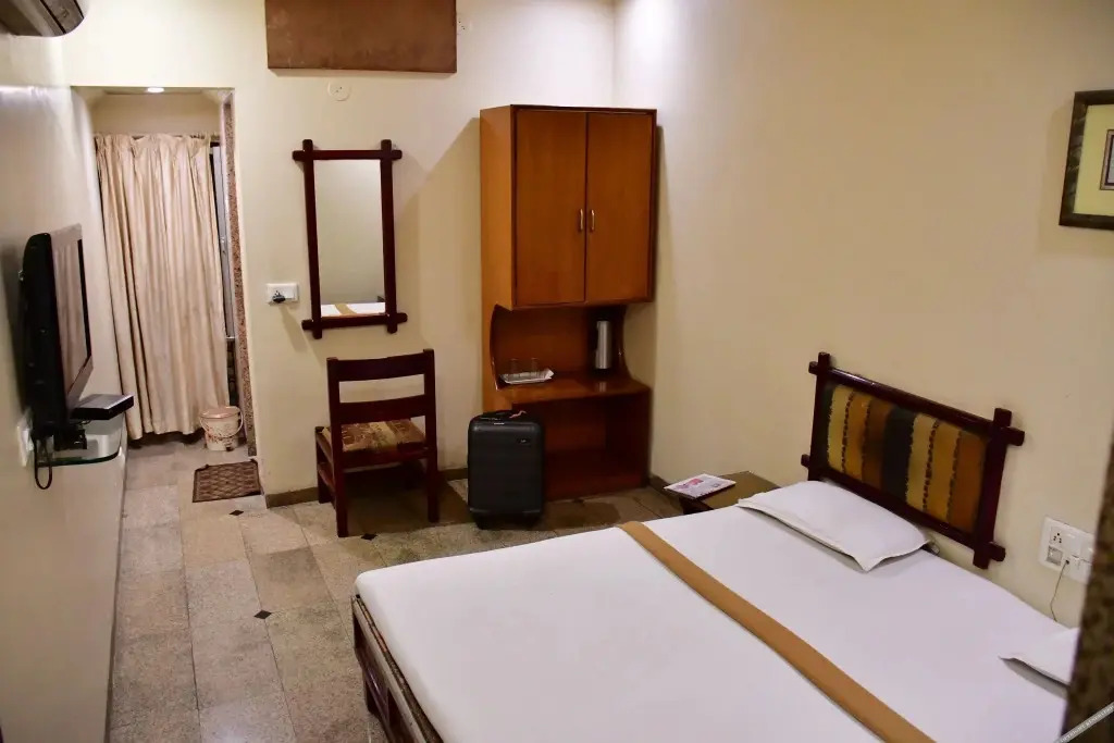 Hotel Vinayak Residency