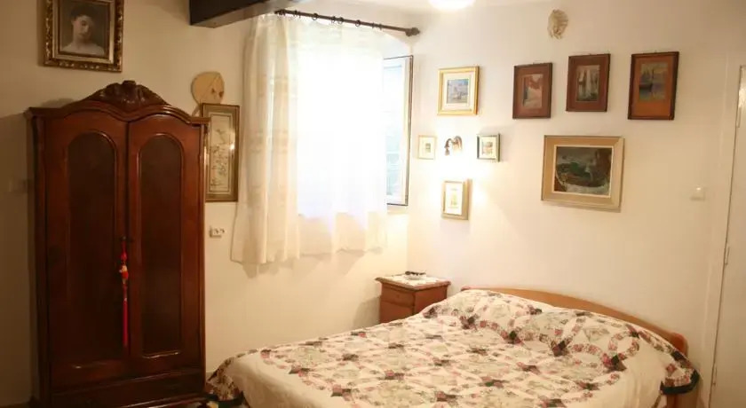Apartments Kapo