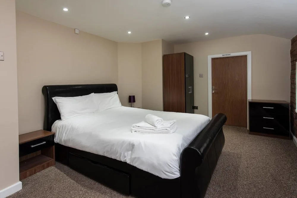 Stunning Penthouse in NQ, City Centre ! Sleeps 8