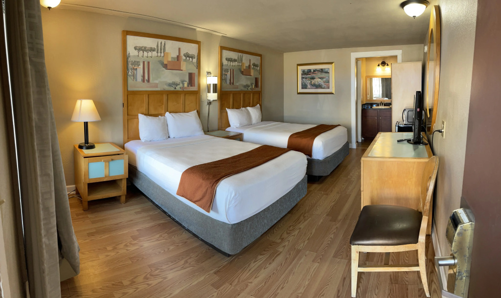 Liberty Inn and Suites Orlando - Kissimmee near Disney World