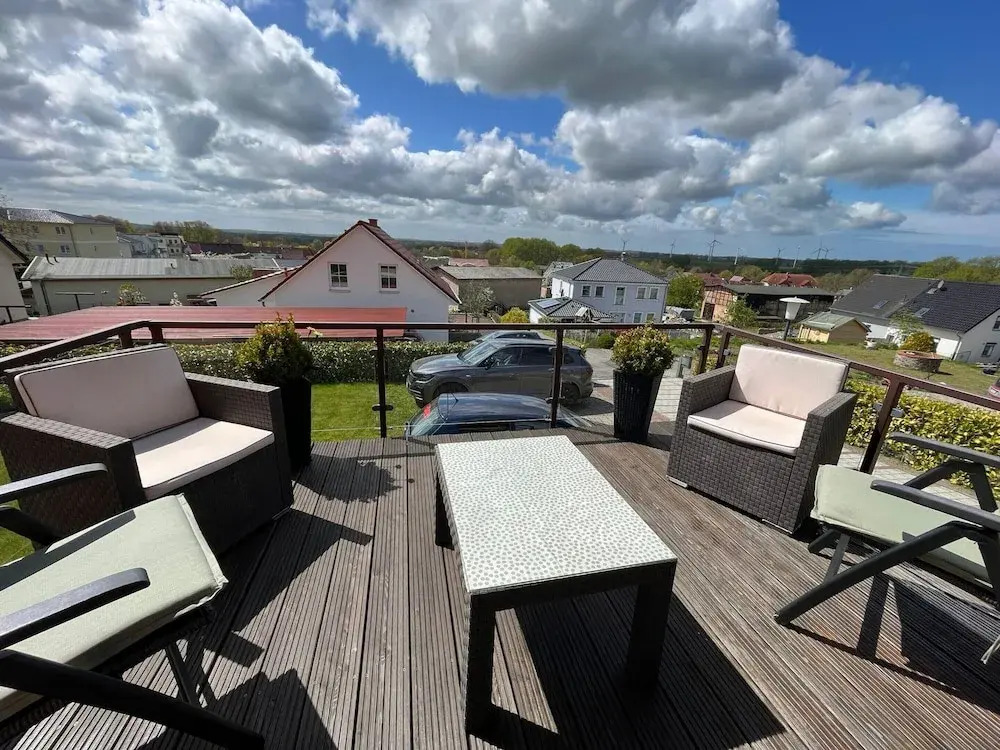 Romantic Retreat in Kropelin Near Beach