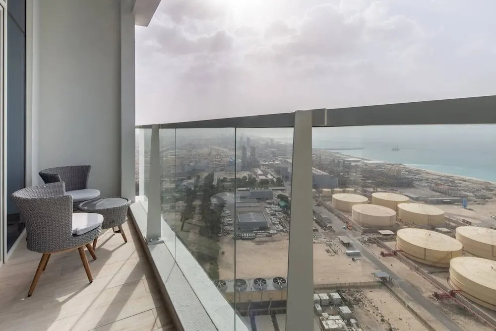 Remarkable Value Studio Apartment In Unbeatable Location!