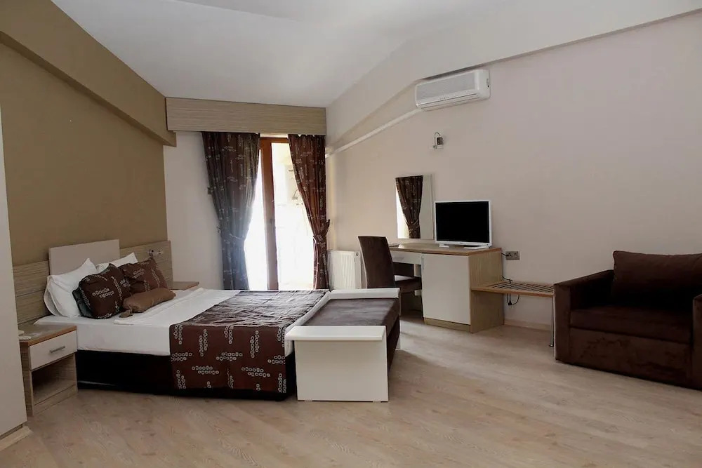 Gaia Beach Hotel