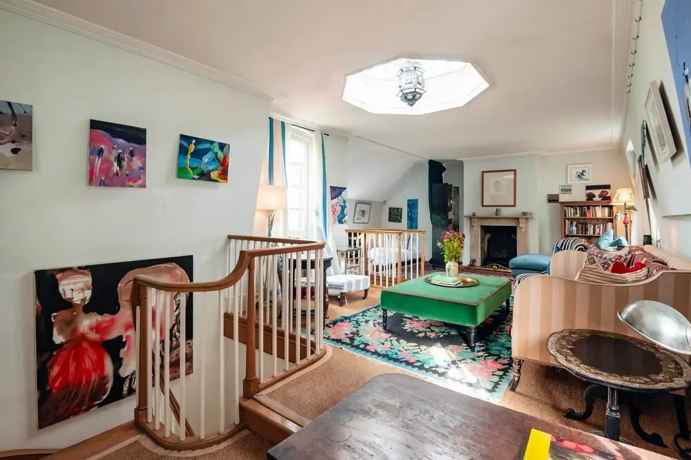 The Kensington Gatehouse - by Out of Office Lifestyle