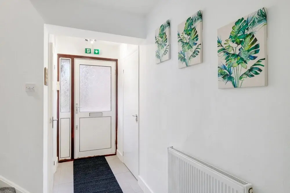 Spacious 4-Bedroom 2-Bath Home in Bywood