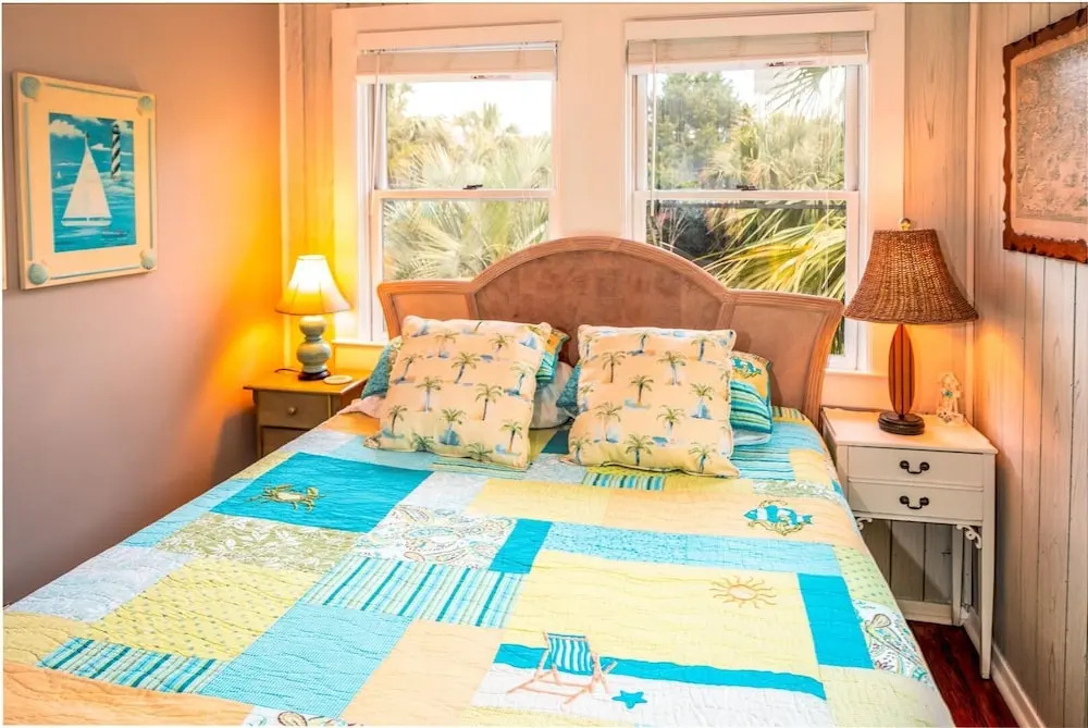 CScape - 2 Br Home