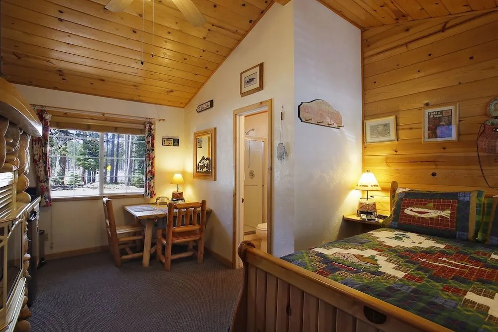 Fireside Lodge
