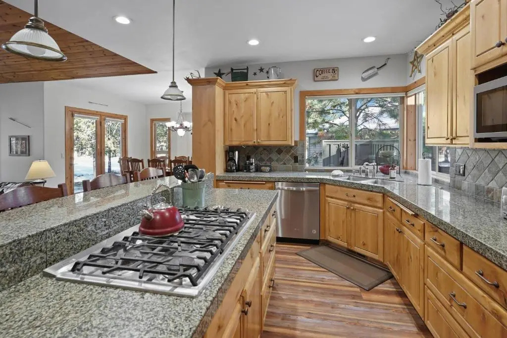 Vine Maple-Golf View-5Br/4.5Ba