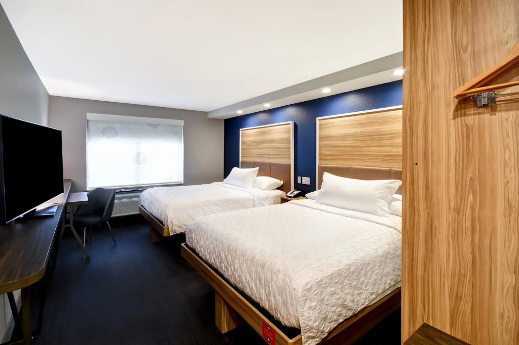 Tru By Hilton Sterling Heights Detroit