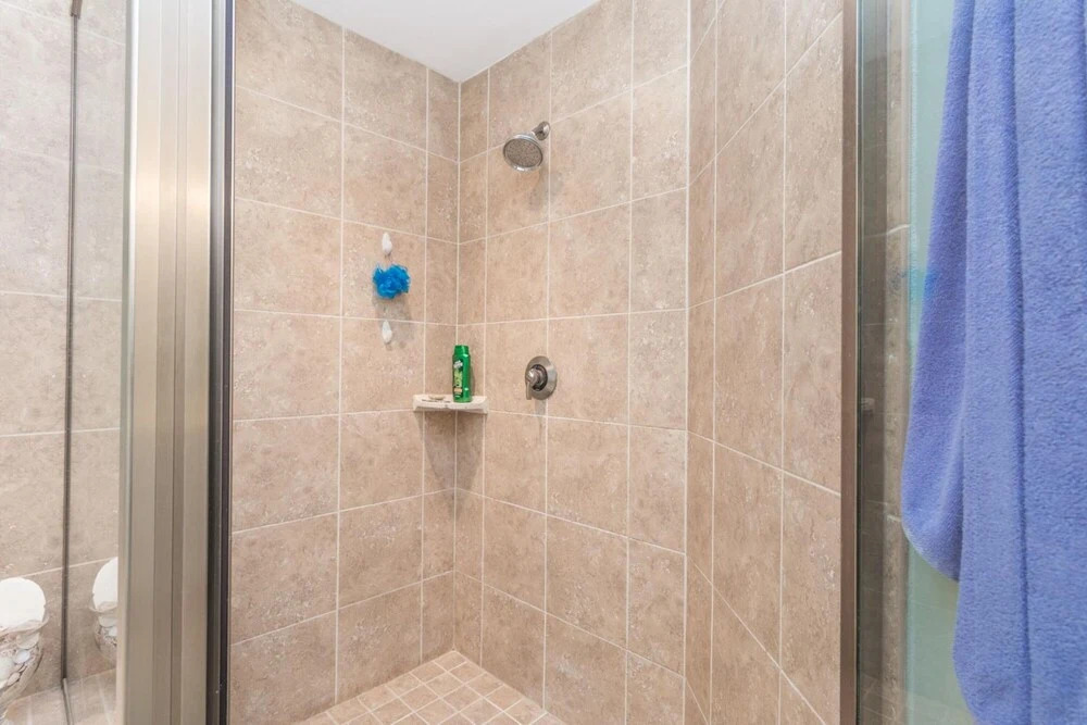 1732 W. County Hwy 30A Unit 401