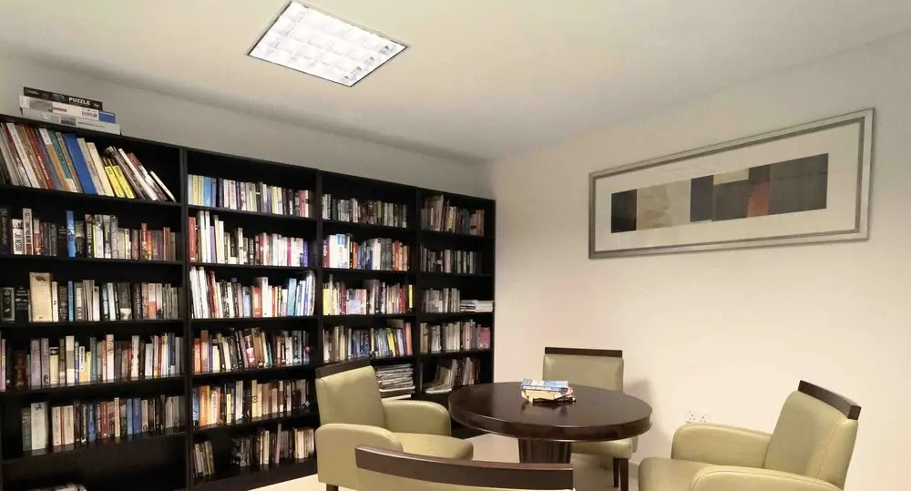 LUX | Marina Promenade 2 BR Prime location Apt