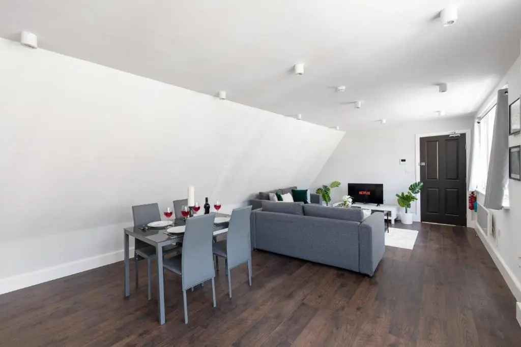 home.ly London Liverpool Str Apartments