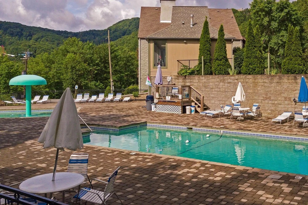 Renovated In Coveted Community W/ 3 Pools 2 Bedroom Condo