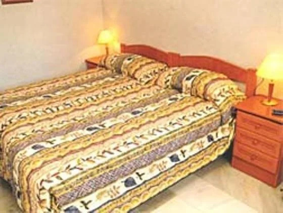 Hostal Almijara