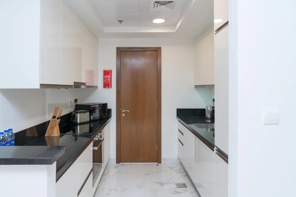 Vacation bay Noura Tower