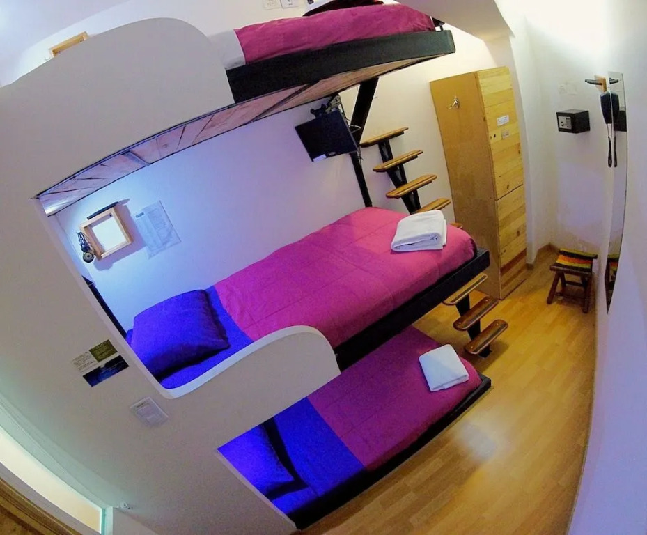 Hostal de la 57