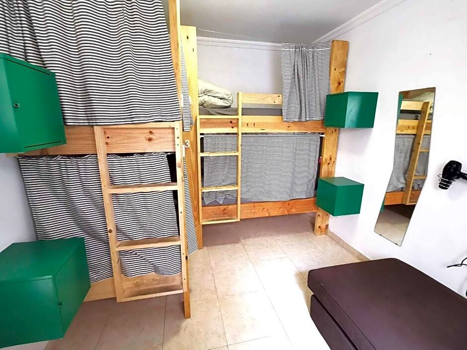 La Ventana Azul Surf Hostel