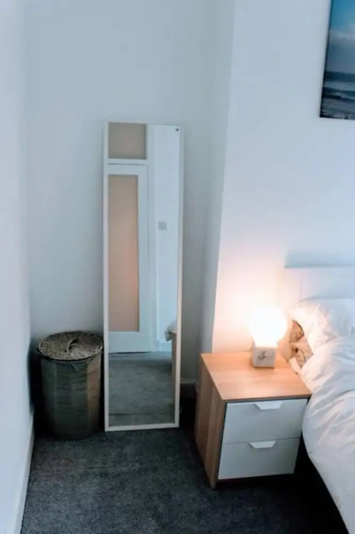 1 Bedroom Apartment Near Arthurs Seat
