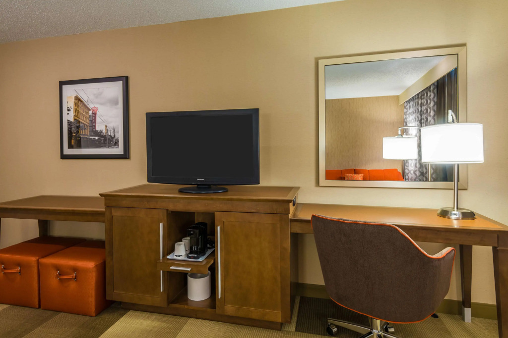 Hampton Inn Buffalo-Airport Galleria Mall