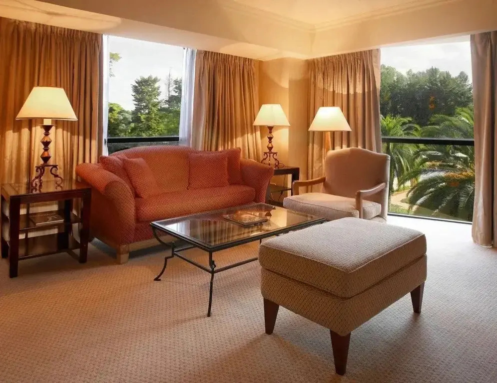 Sheraton Pilar Hotel & Convention Center