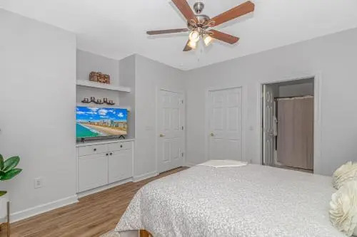 Cypress Bend at Barefoot Resort by Condo-World