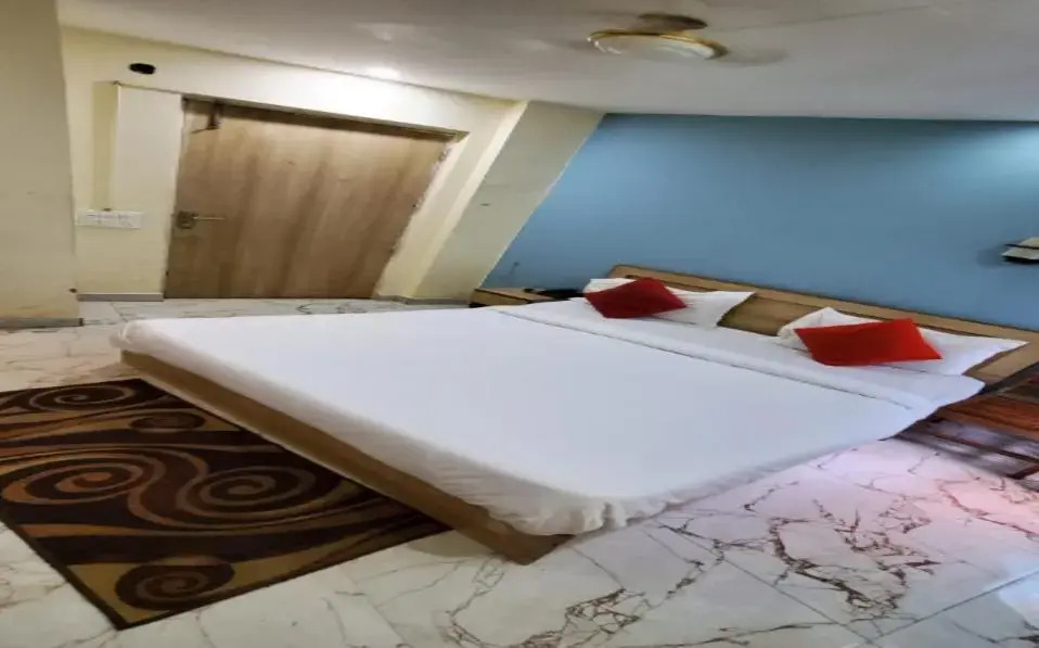 Shivam Stay By WB Inn