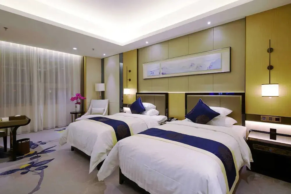 Qingshan Hotel Baotou（Yingbin Building）
