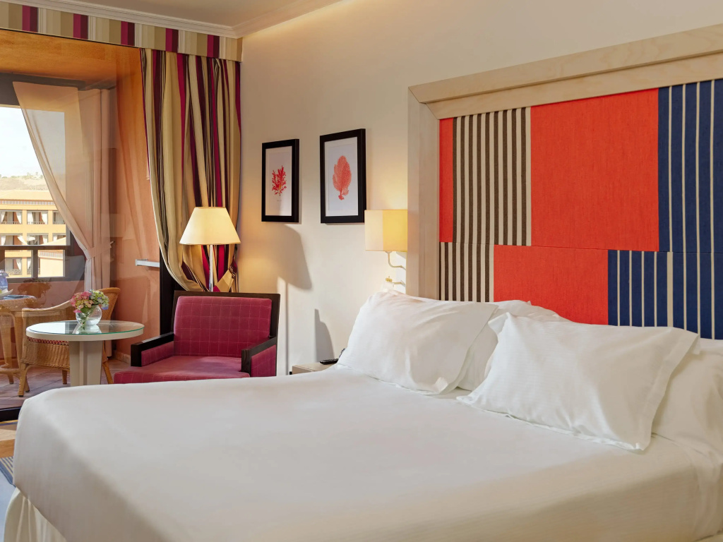 Отель H10 Costa Adeje Palace
