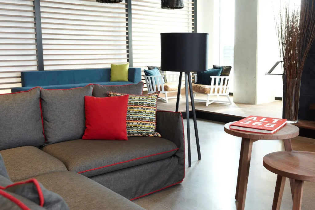 Alt Hotel Toronto Airport