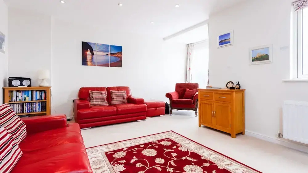 Driftwood in Poole With 3 Bedrooms and 3 Bathrooms