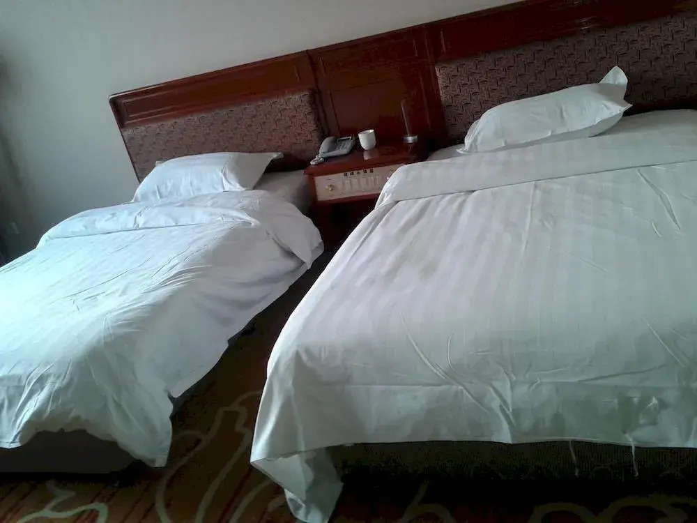 Chengde Bifeng Hotel