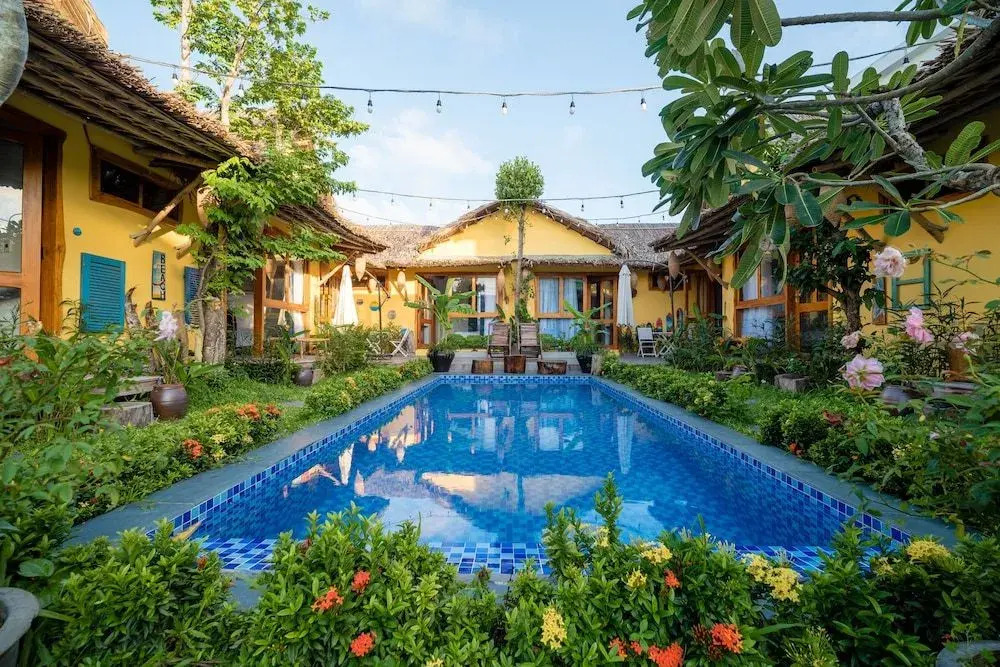 La Belle An Bang Seaside Hideaway