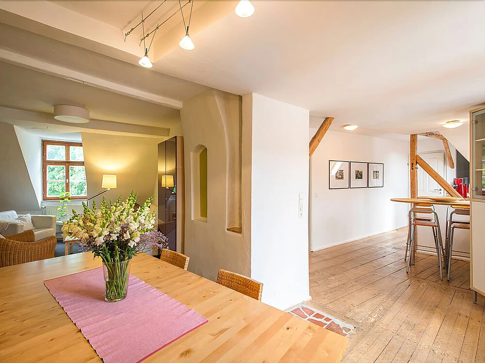 "goethezimmer" Ferienwohnung und Zimmer am Burgplatz