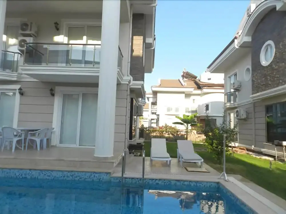 New Age Beach Breeze Luxury Villas