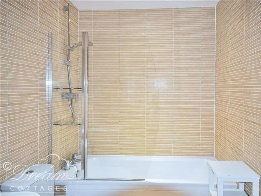 Admirals Quarter Apartment 4