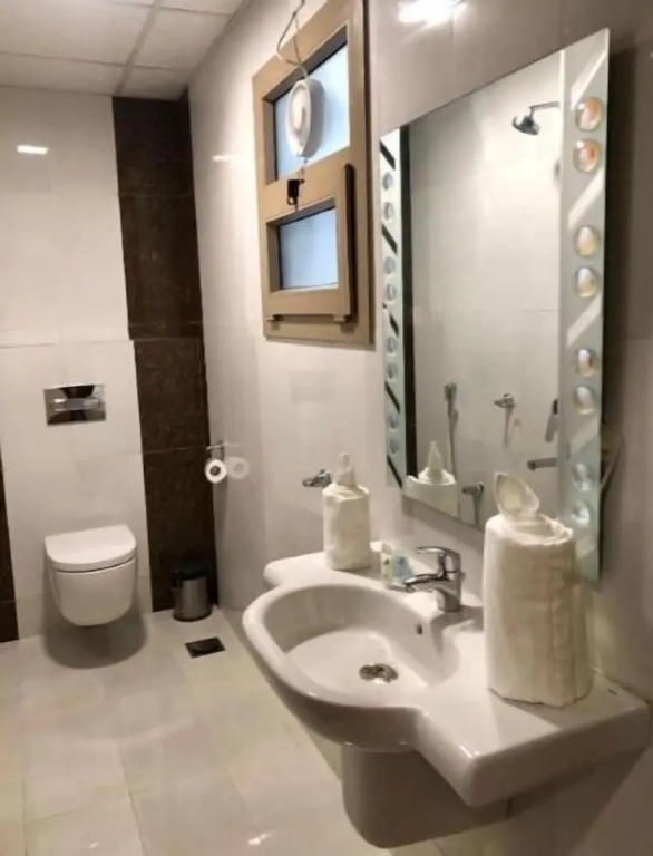 Weekdays Hotel