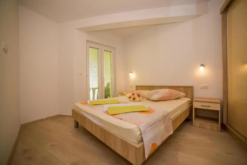 Apartments Emil