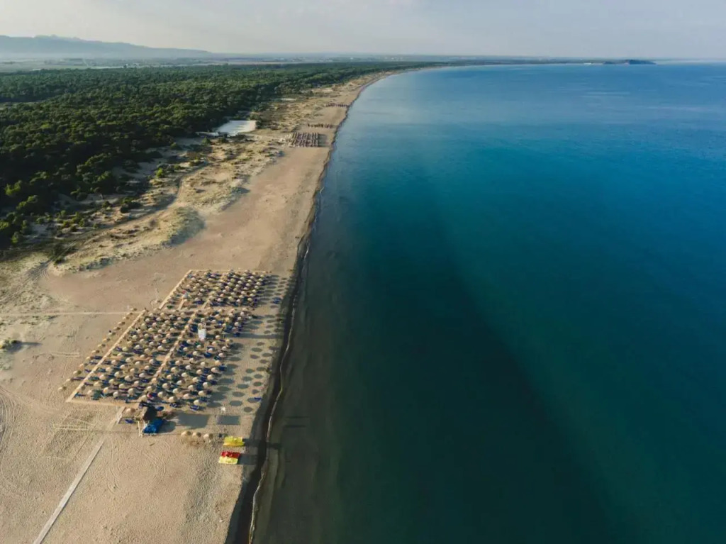 Kalogria Beach Hotel