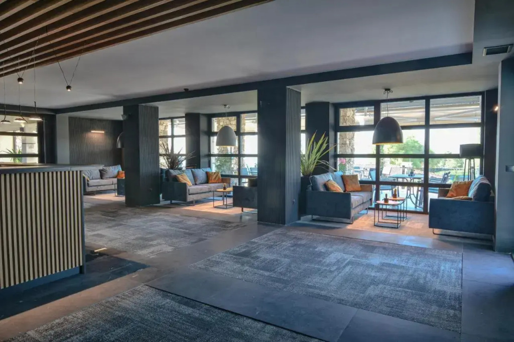 Hotel Boutique by BlackSeaRama Golf, Small Luxury Hotels of the World