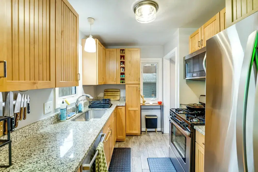 Walk to Dtwn Ferndale: Quaint Home w/ Private Yard