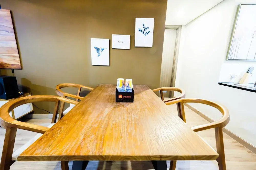 Luxurious 2BR St. Moritz Puri Apartment with Private Lift