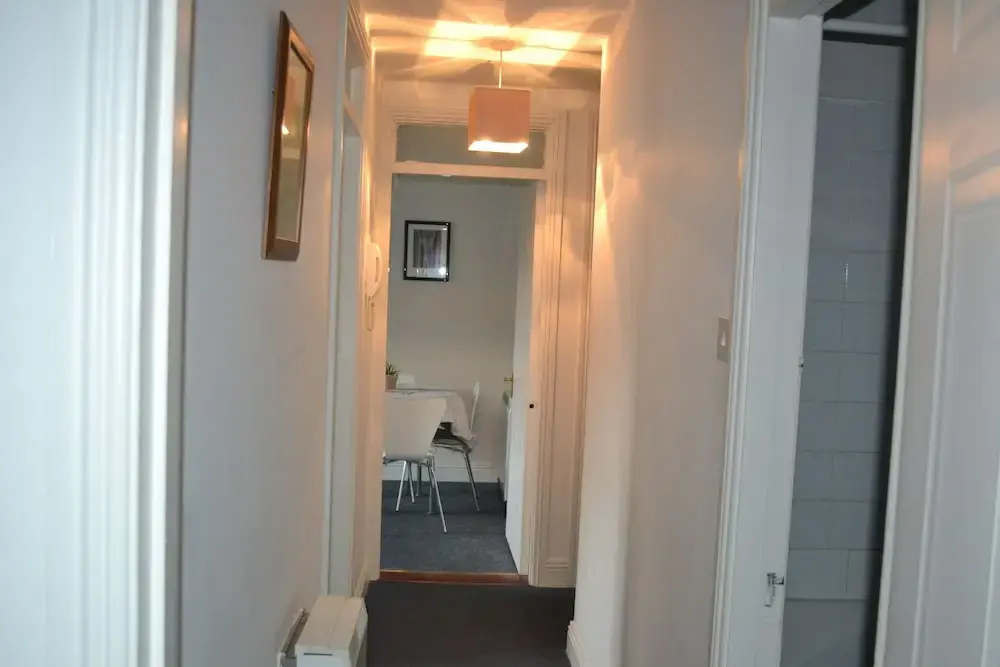 Jervis Place Apartment