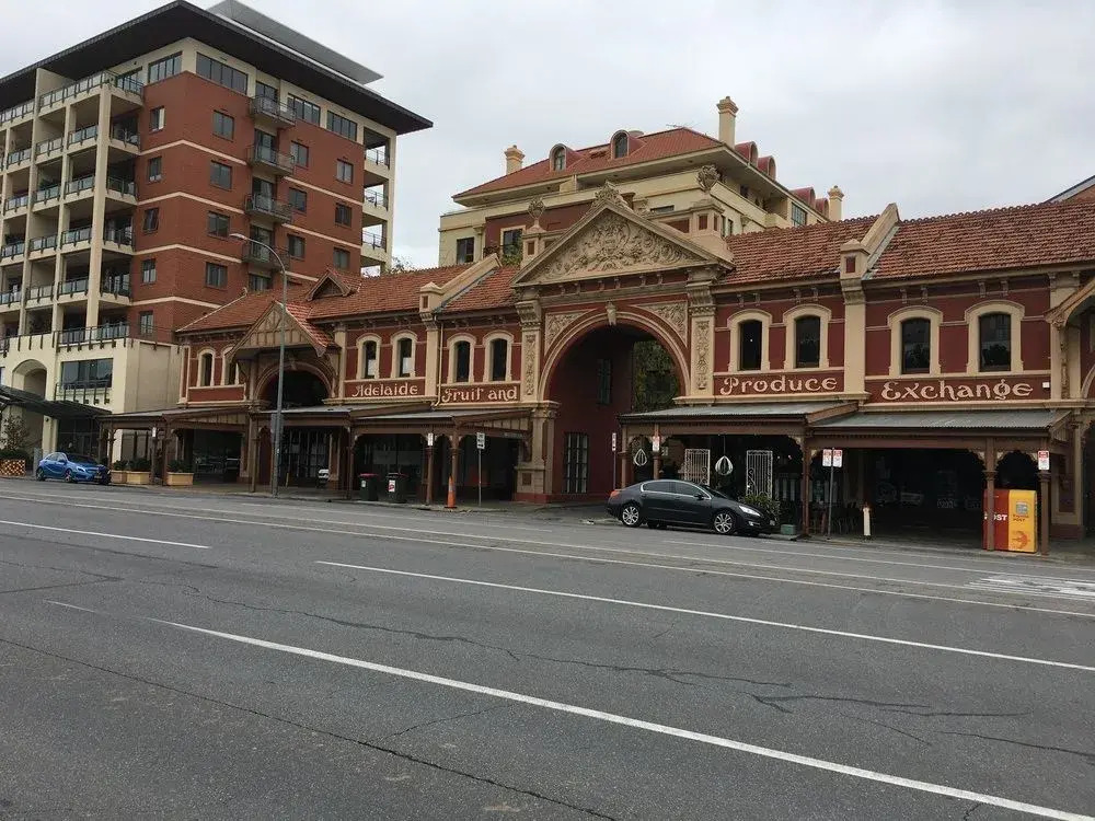 City Escape 2BD in Adelaides East End 4